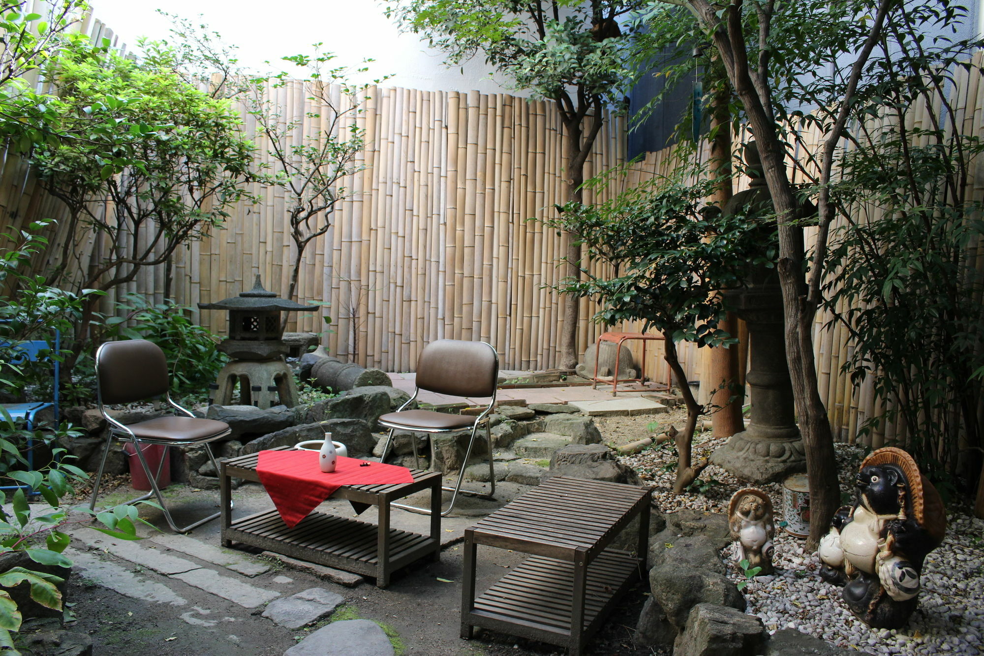 Gomaharu Guesthouse Osaka Buitenkant foto